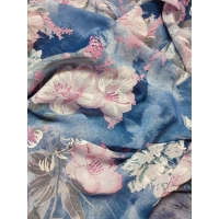 Niebieska elastyczna dzianina Jersey - białe i różowe kwiaty